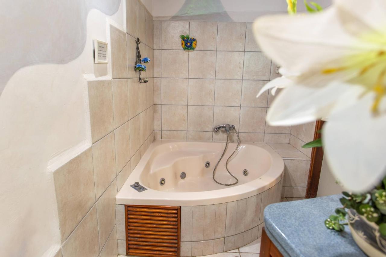 Invito Villa Rosh Pinna Ngoại thất bức ảnh